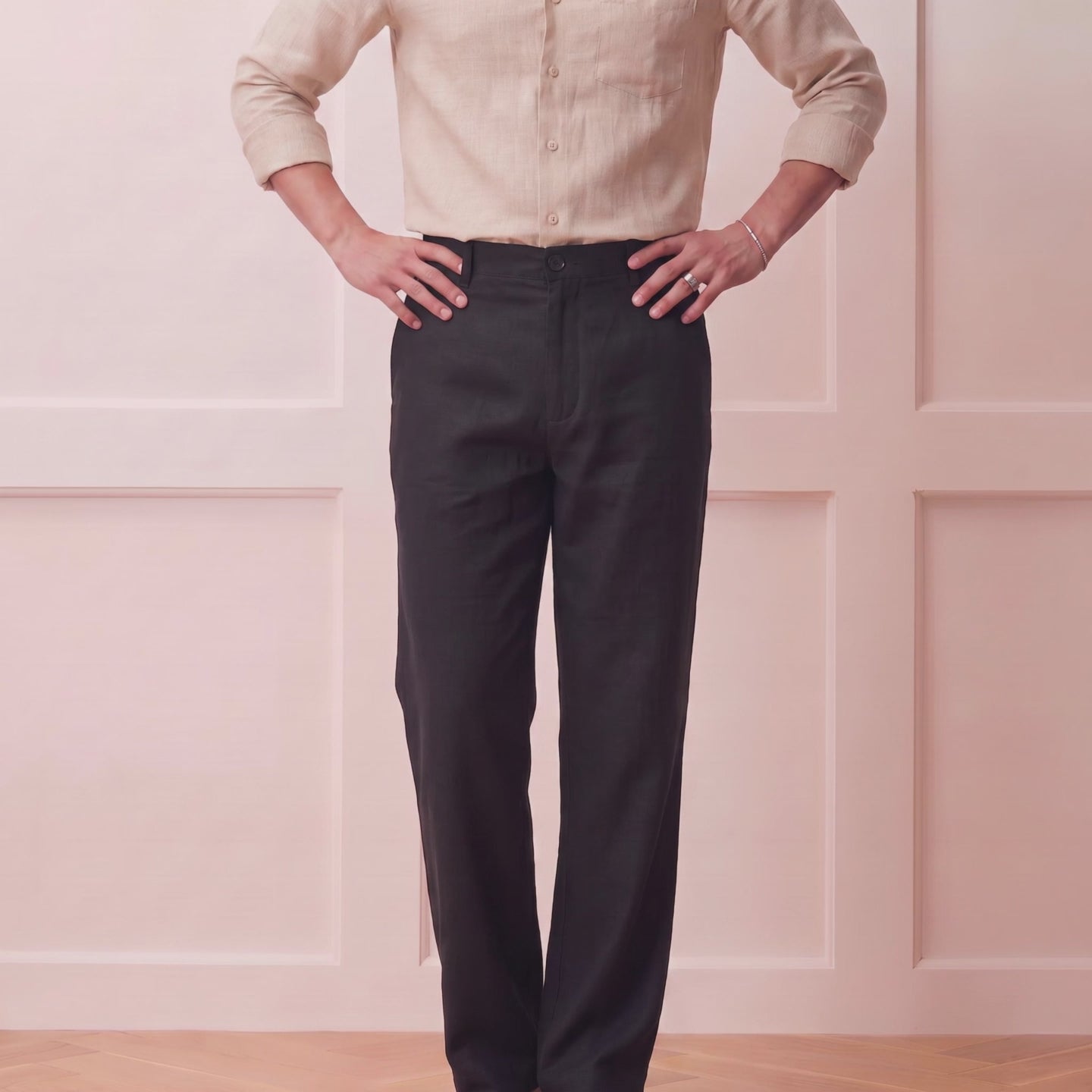 Man wearing black lyocell linen premium trousers